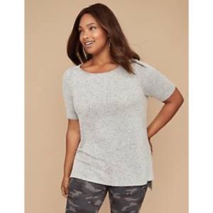 NWT Hacci Modest Sleeve Tee